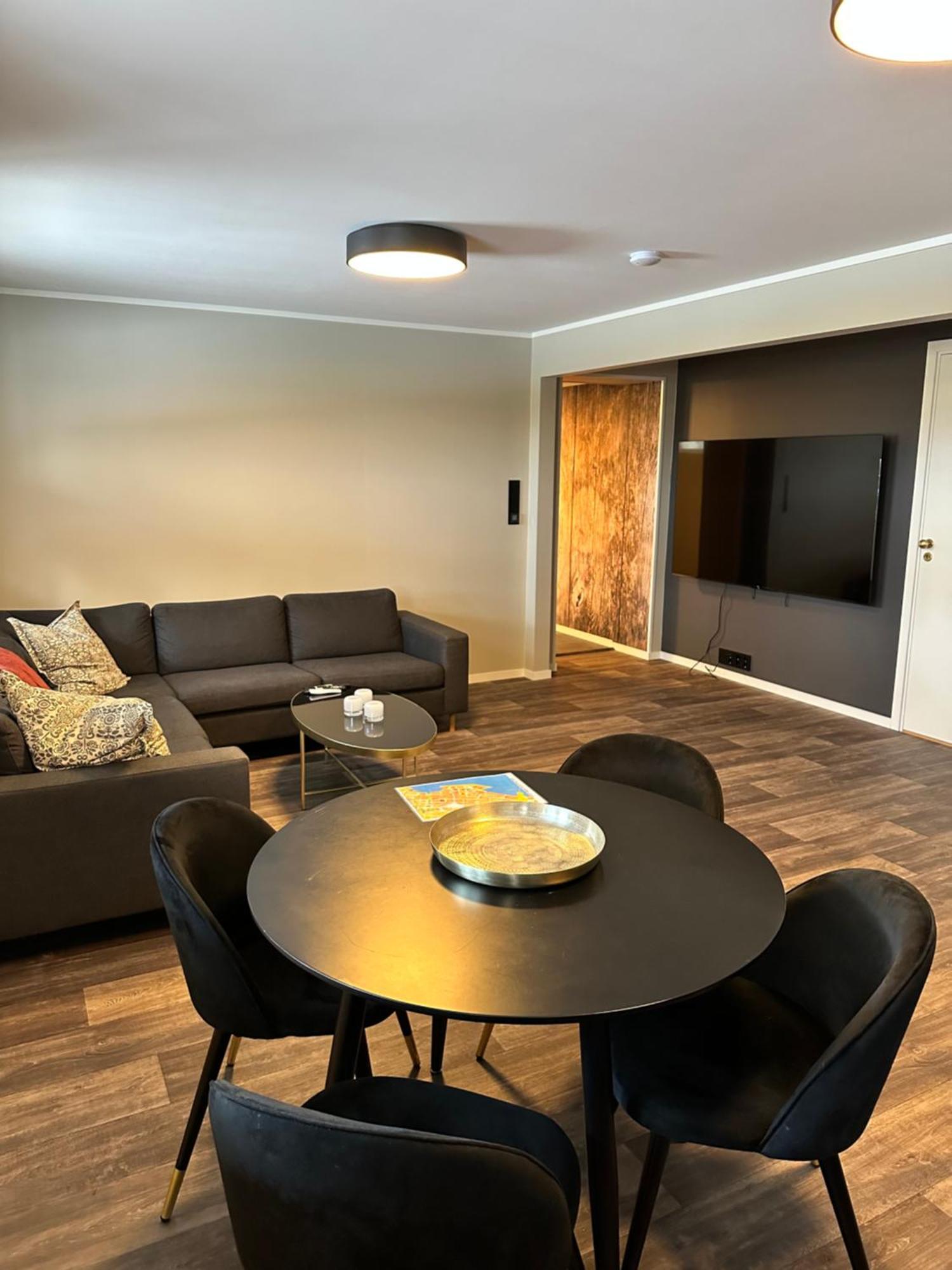 Your Home Away From Home, Apartment 1 Tromsø Eksteriør billede